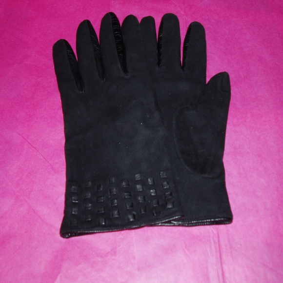 Guanto Sim Simeone Accessories - NWOT Black Suede Leather Gloves Lined